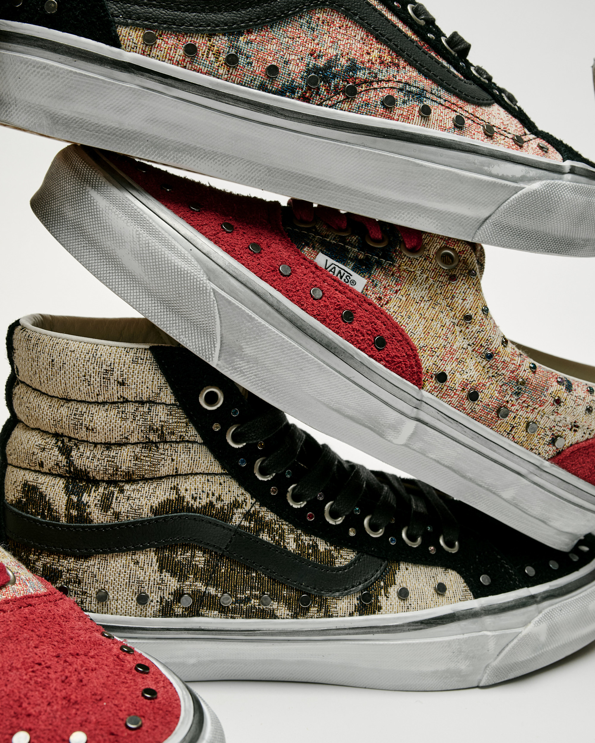 Premium Old Skool 36 Shoe VANS Floral Rivets Black  Multi ALT7