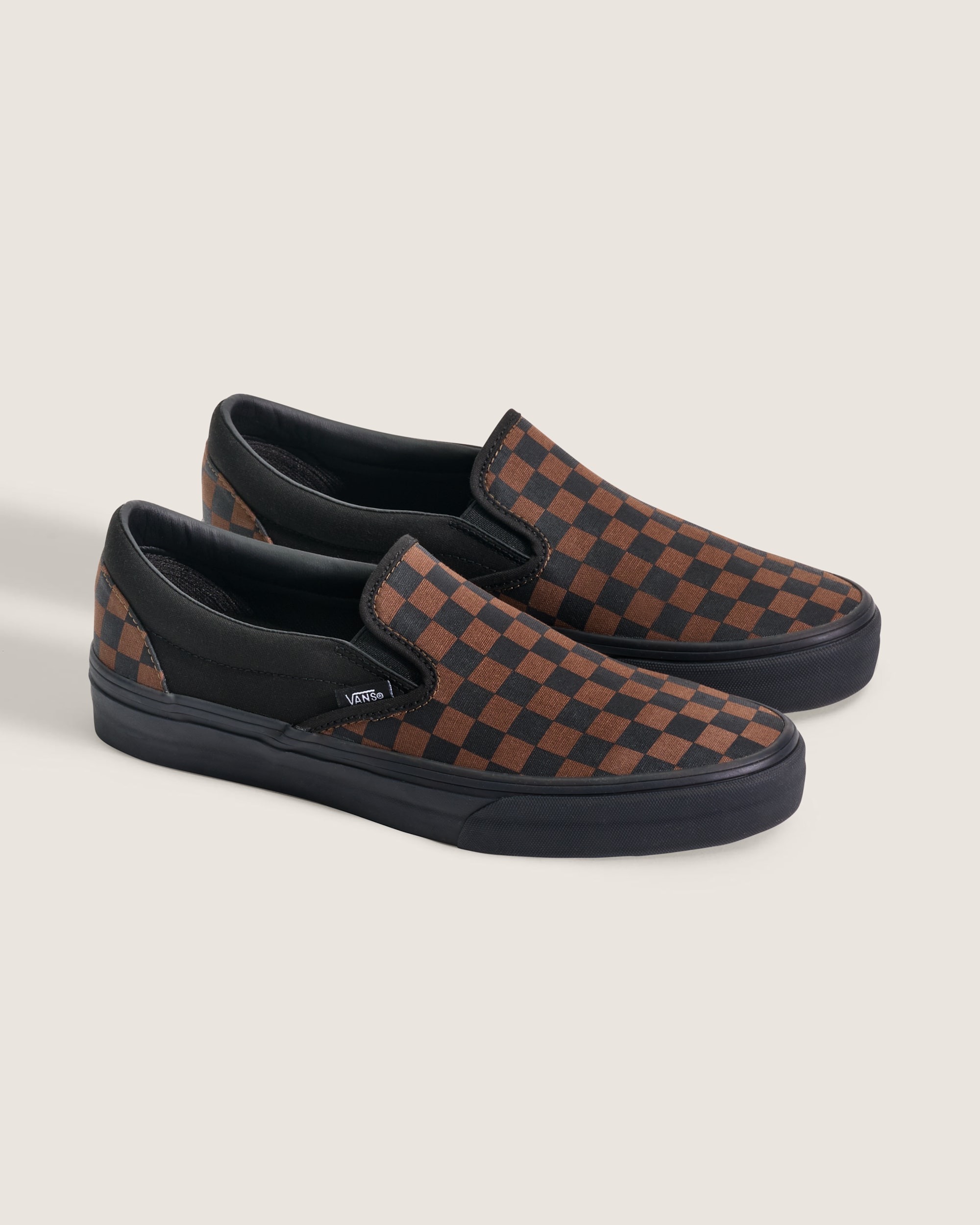 Classic SlipOn VANS Checkerboard Black  Brown ALT1