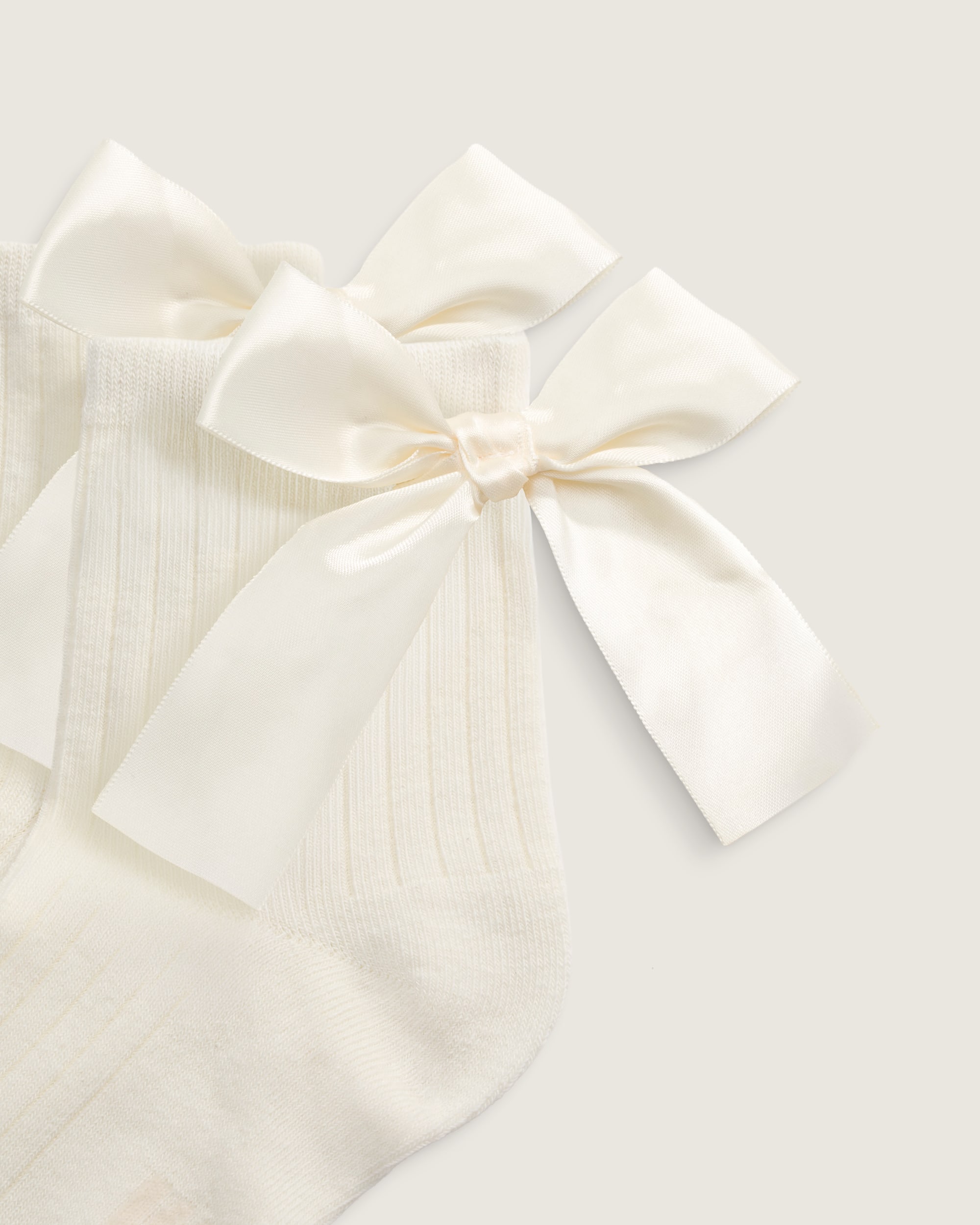Satin Bow Back Crew Socks VANS Marshmallow White ALT1
