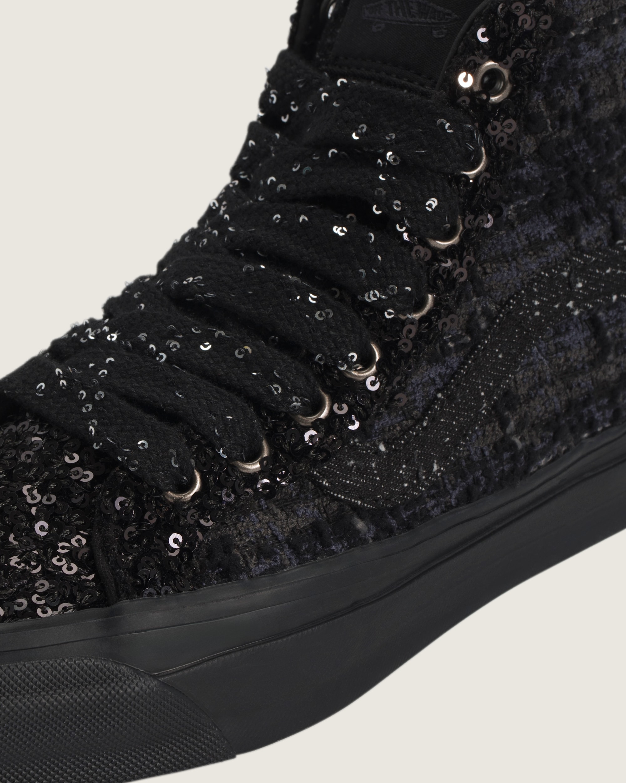 Premium Sk8Hi Shoe VANS Black  Black ALT4