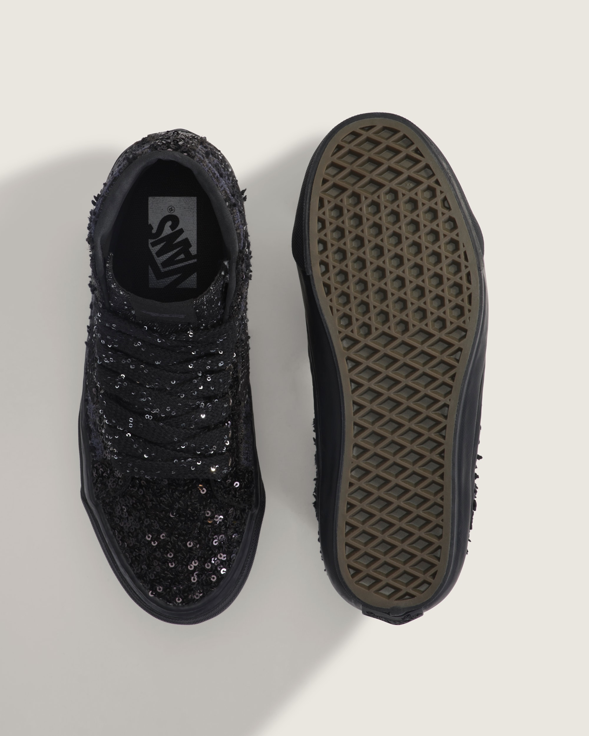 Premium Sk8Hi Shoe VANS Black  Black ALT2