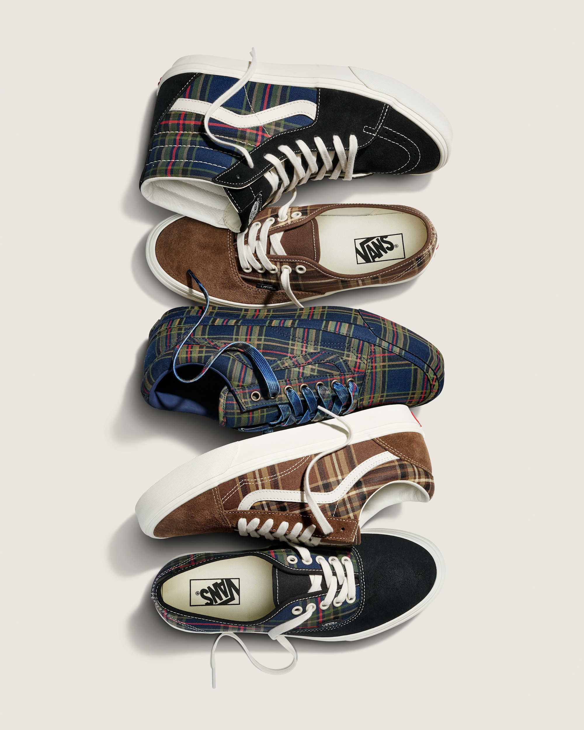 Authentic Shoe VANS Plaid Black  Multi ALT4
