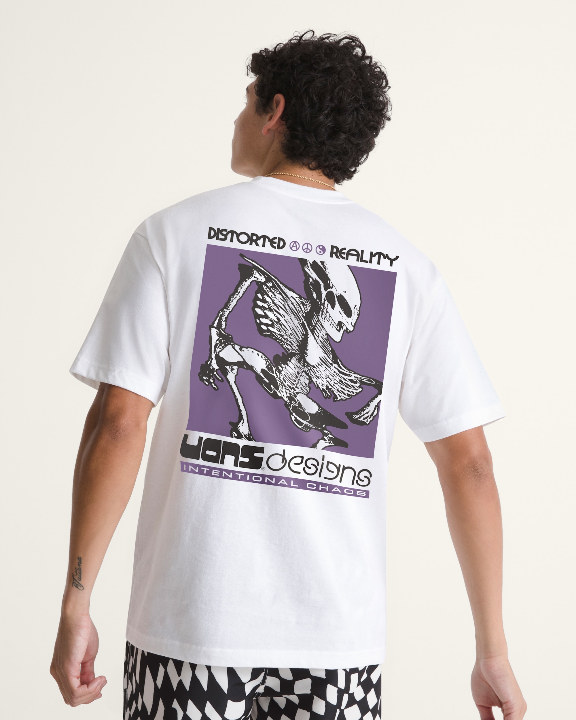 Distorted Reality Short Sleeve Tee VANS White HERO