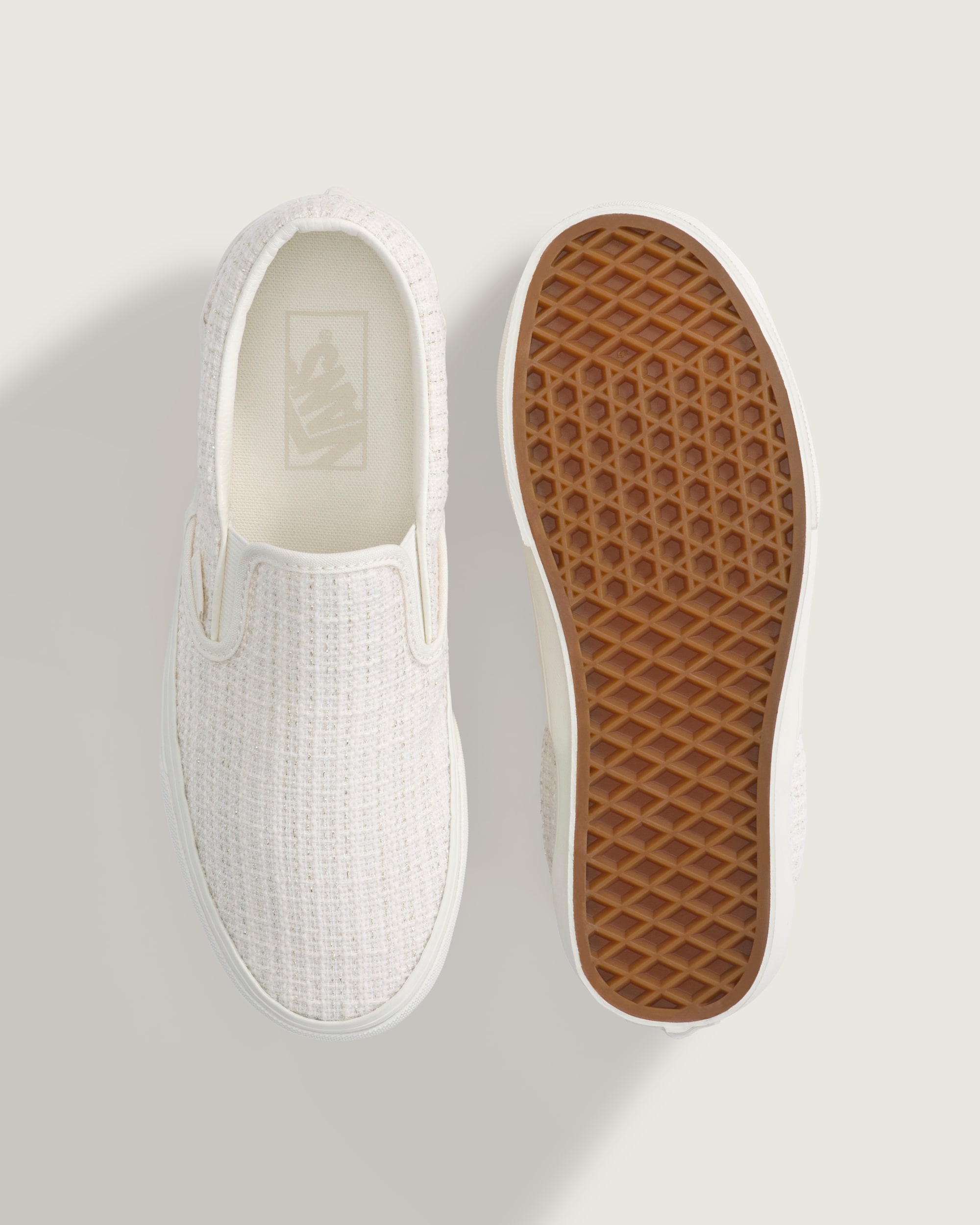 Classic SlipOn Shoe VANS Marshmallow White  Metallic Beige ALT2