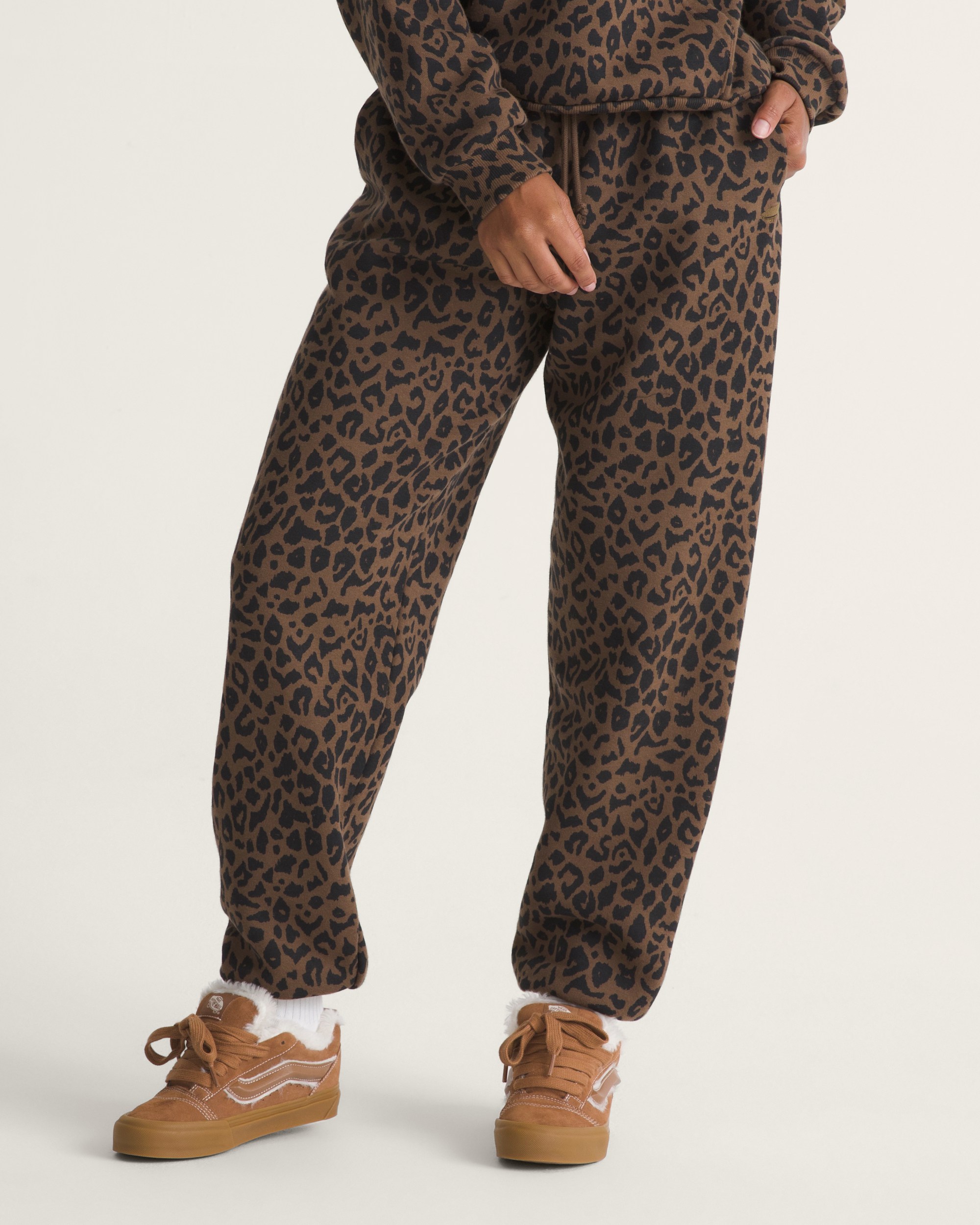 Salton Fleece Jogger Pants VANS Vintage Cocoa Brown HERO