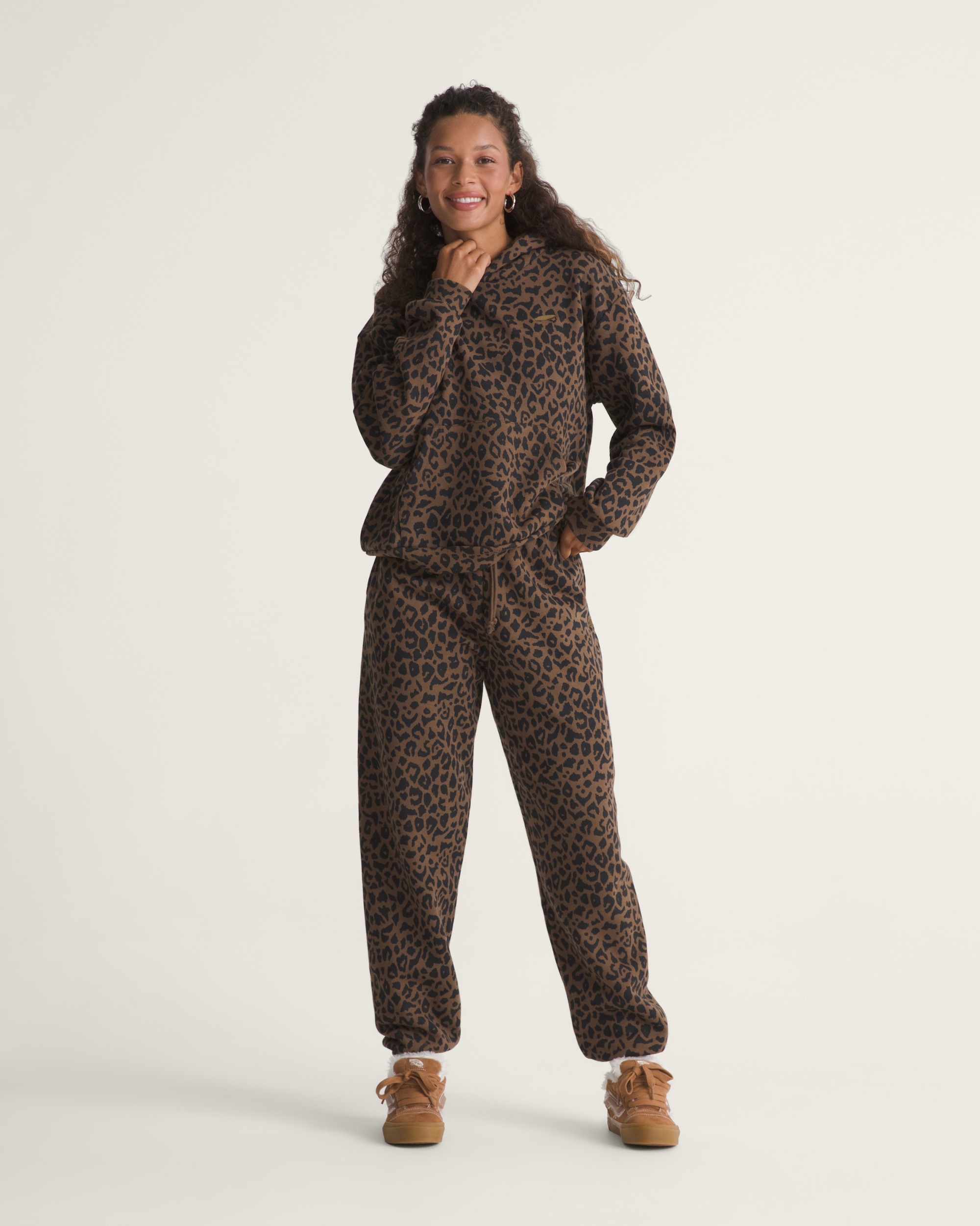 Salton Fleece Jogger Pants VANS Vintage Cocoa Brown ALT3