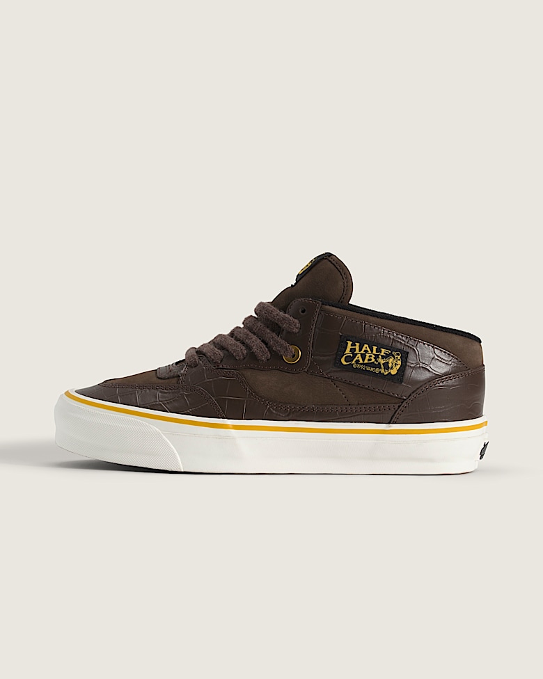 OTW by Vans X NEIGHBORHOOD Half Cab 33 in Black | Vans