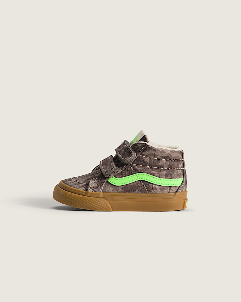 Little Kids Old Skool V Shoe in Green | Vans