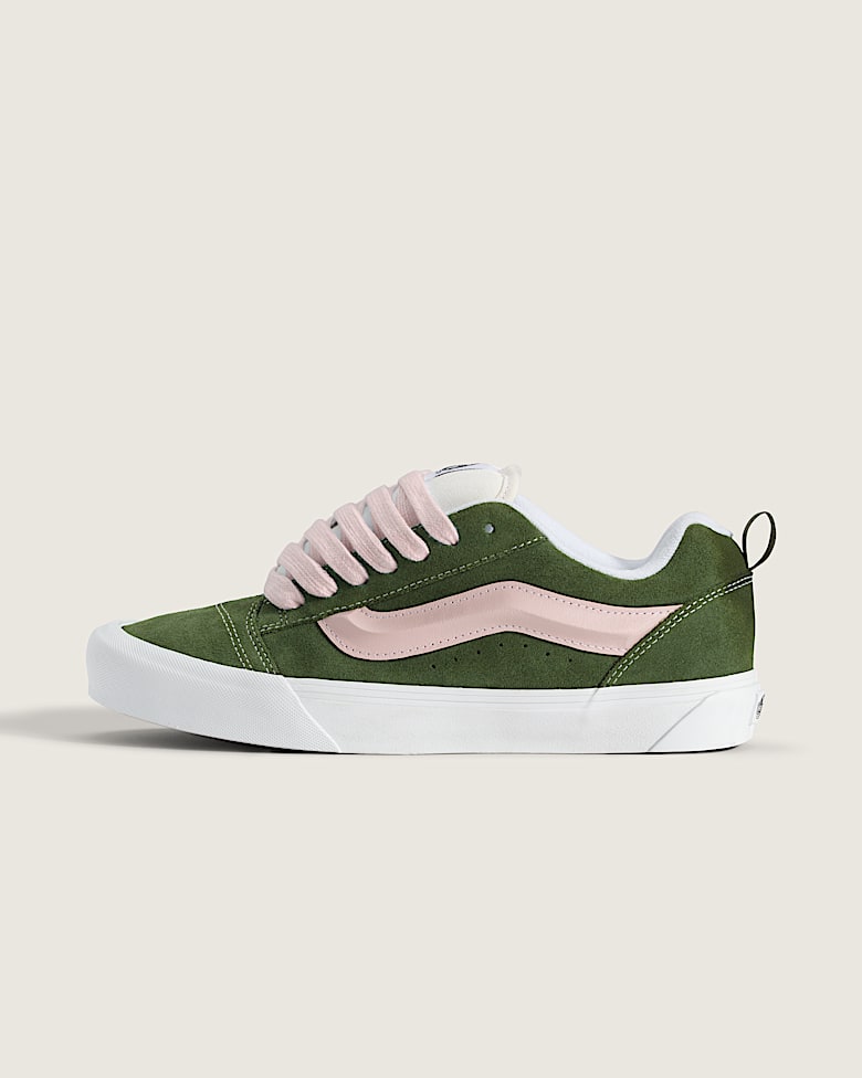 nnus1.*೨⋆*✩ Knu Mid Shoe in Turtledove Beige / Dark Green | Vans