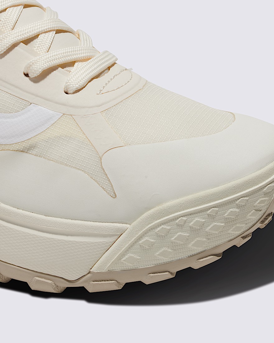 Crosspath Shoe VANS Marshmallow White ALT5