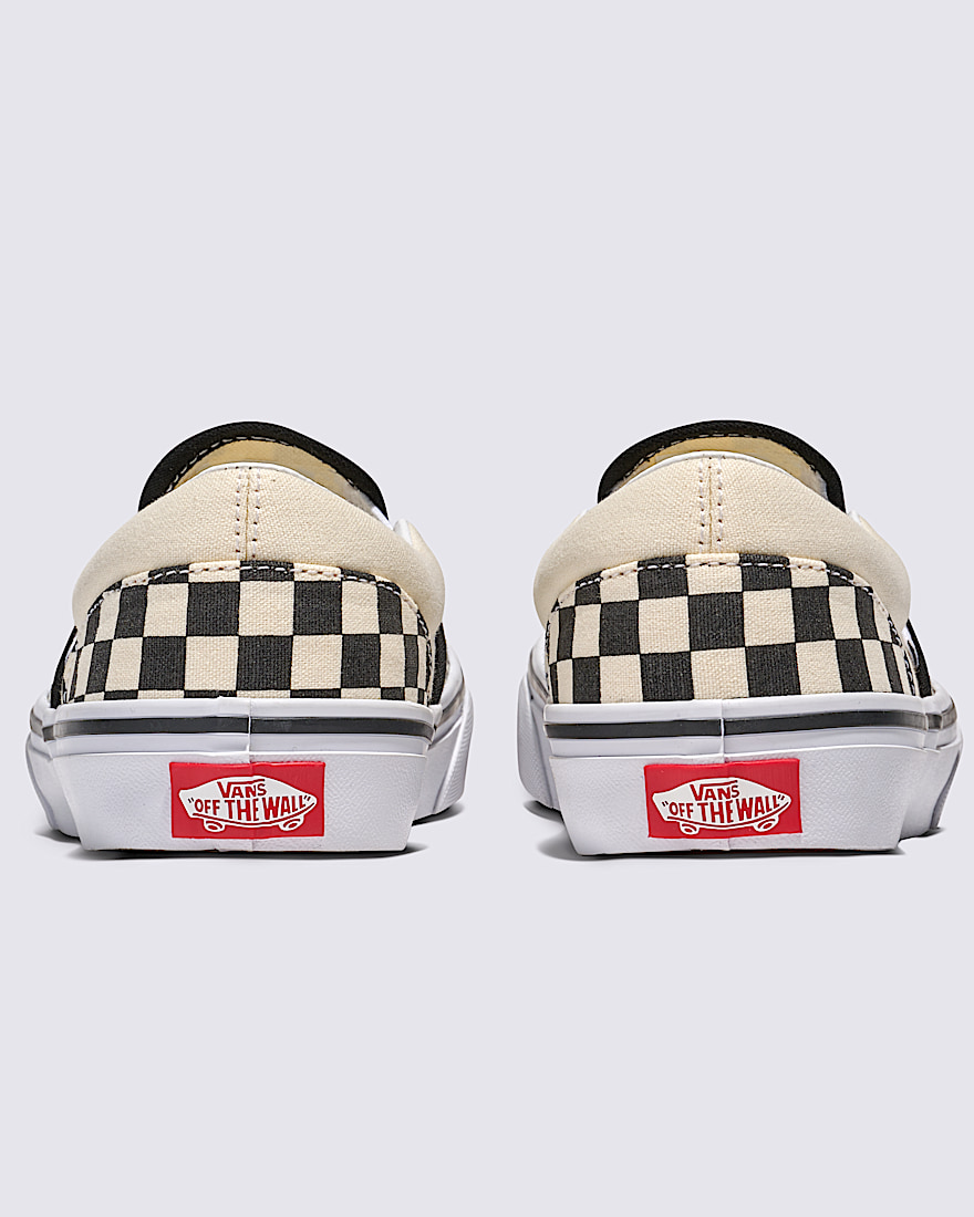 Big Kids Classic SlipOn Checkerboard Shoe VANS Checkerboard Black White ALT3