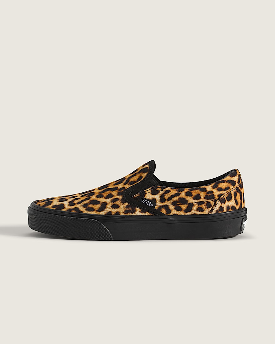 Classic SlipOn Shoe VANS Leopard Brown Black HERO