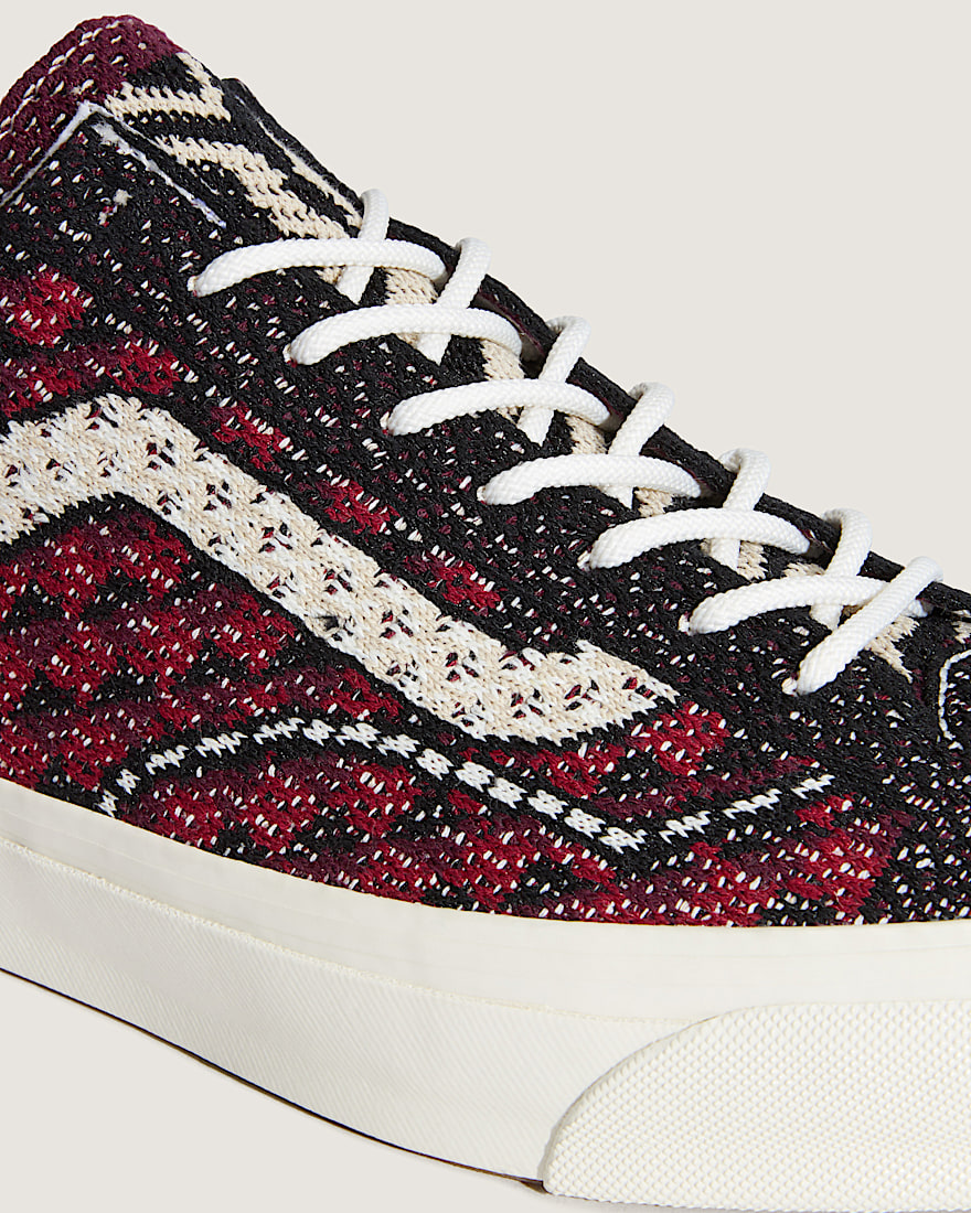 Premium Old Skool Shoe VANS Geo Check Bordeaux Red ALT5