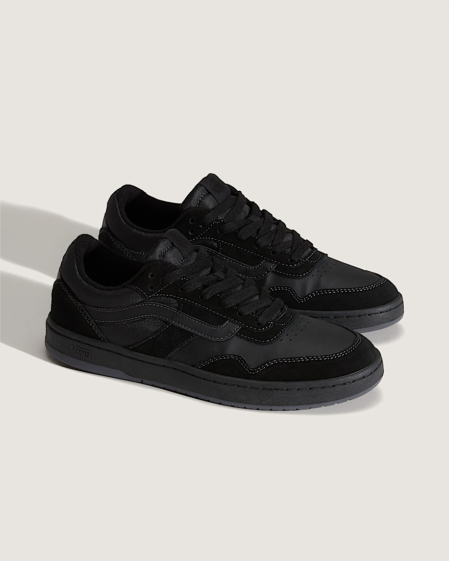 Cruze 30 Shoe VANS Blackout ALT1