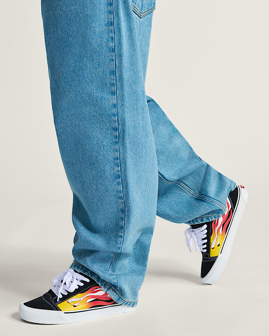 Knu Skool Shoe VANS Black  Red ALT4