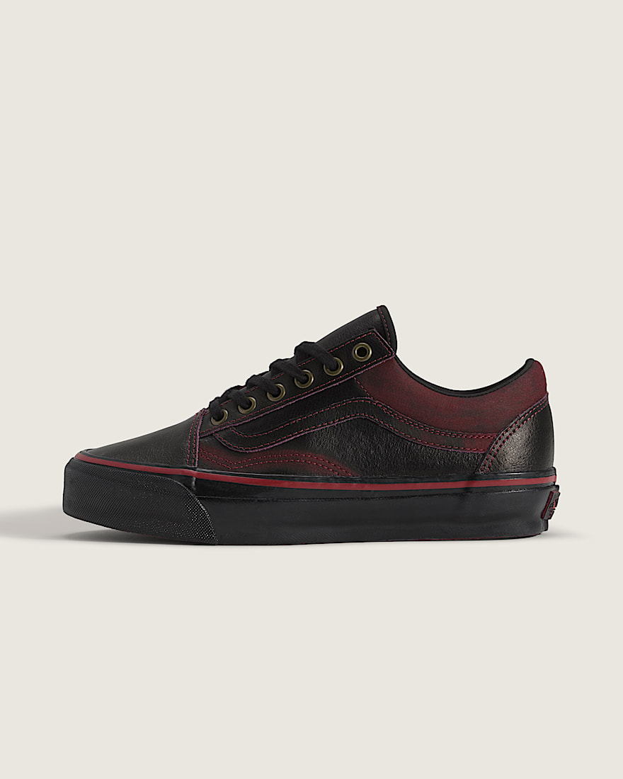 Premium Old Skool Tania Shoe VANS Dark Red Black HERO