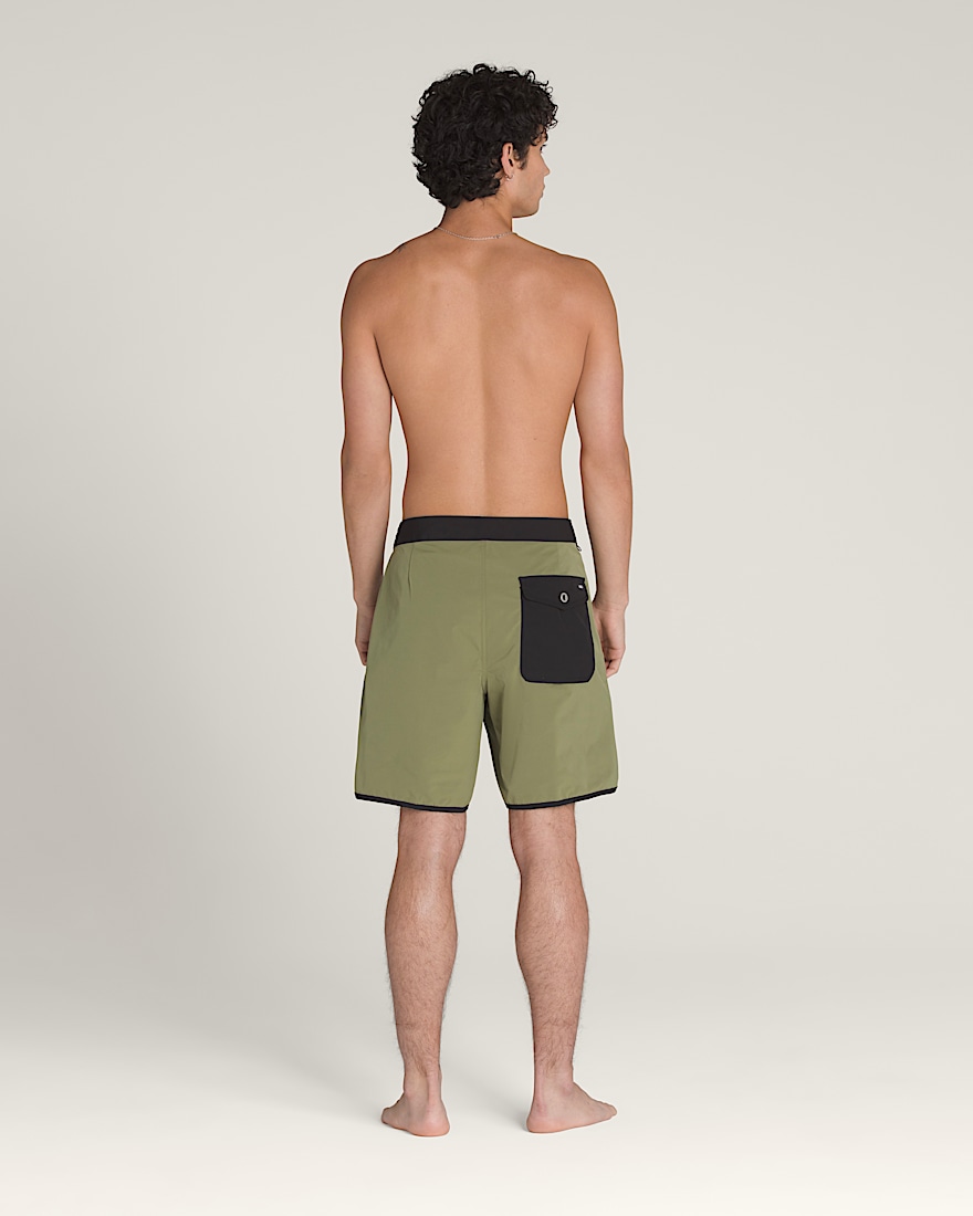 Everride Scalloped 18 Boardshorts VANS Loden Green  Black ALT2