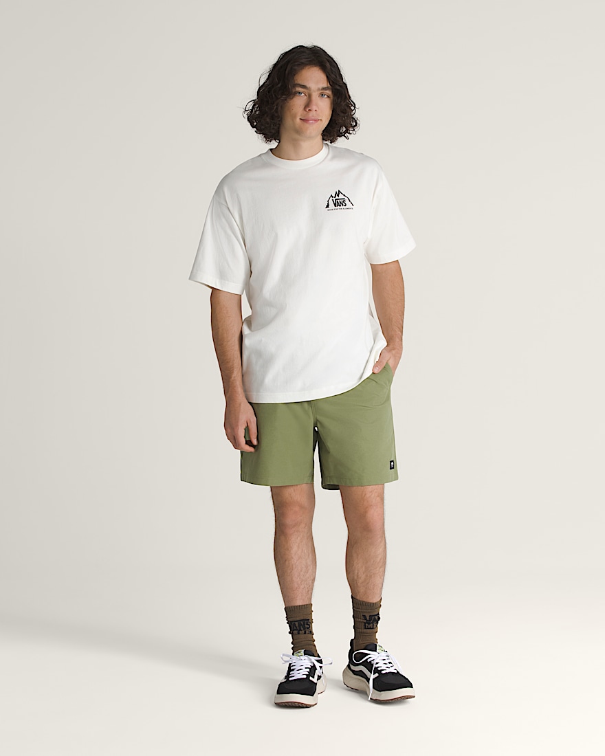 Range Relaxed 18'' Sport Shorts