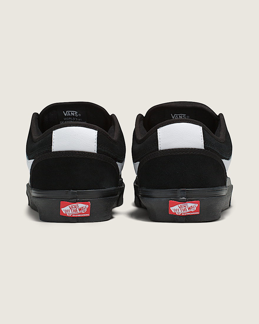 Chukka Low Sidestripe Shoe