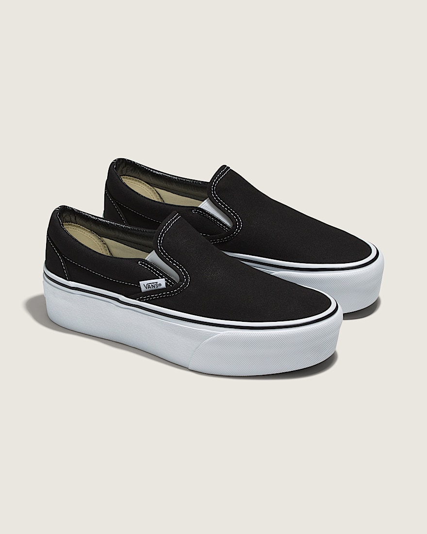Classic SlipOn Platform Shoe VANS Black  True White ALT1