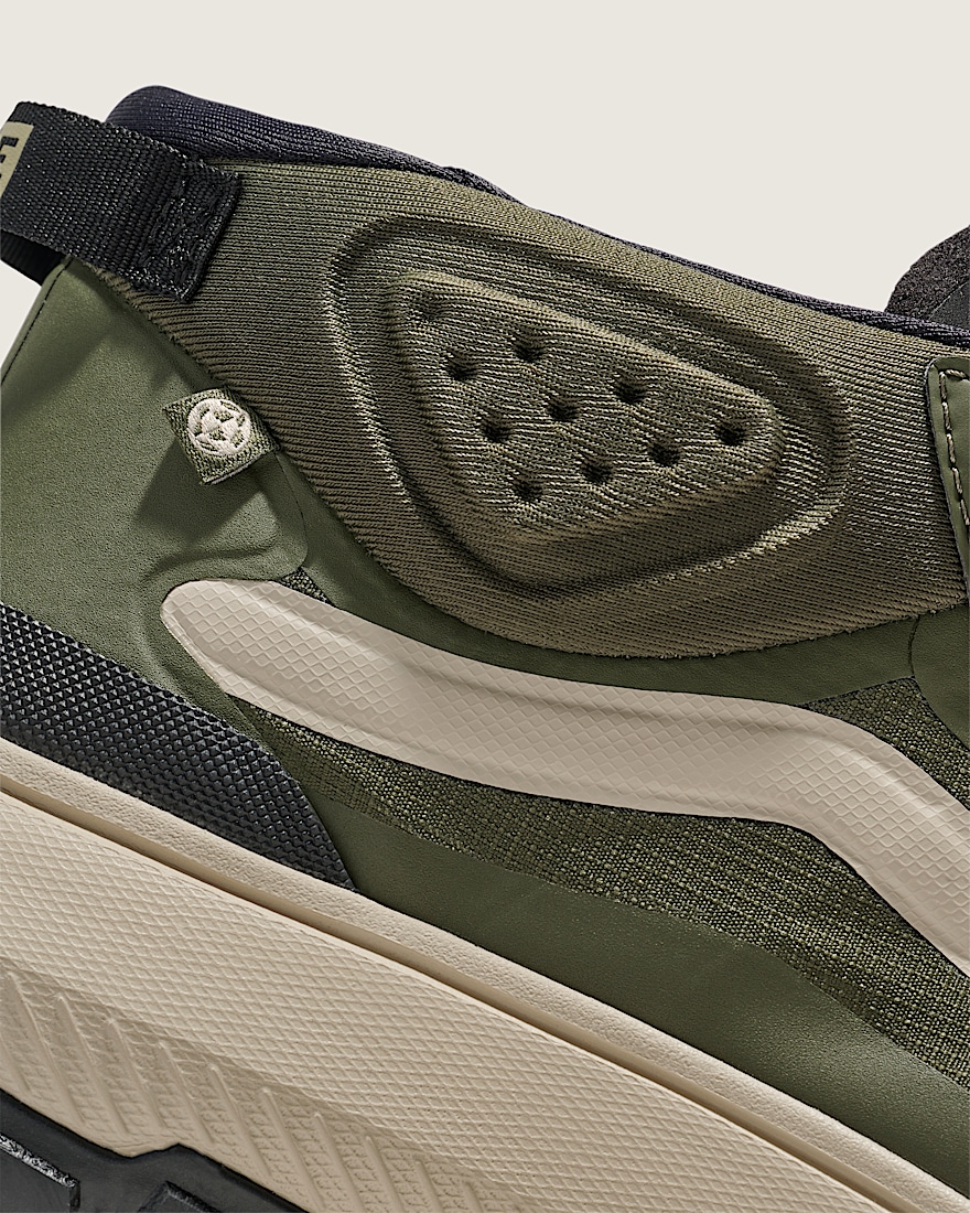 Crosspath Mid Shoe