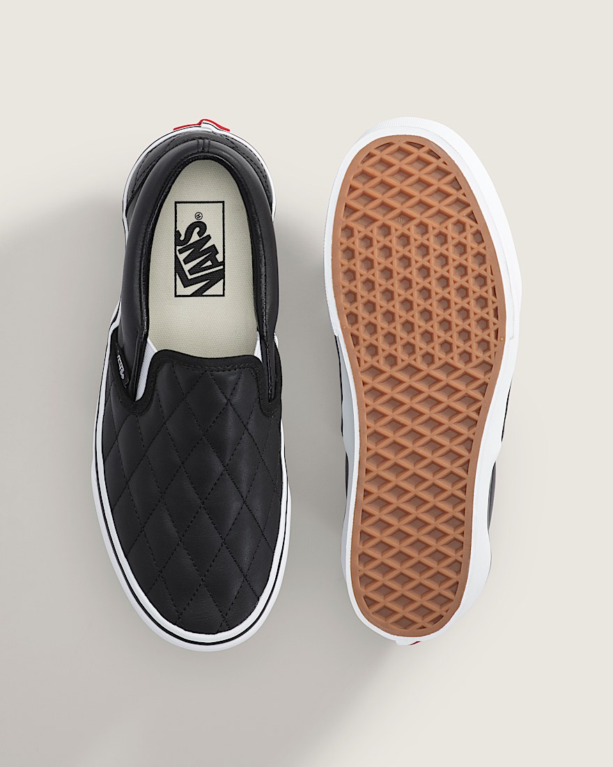 Classic SlipOn Platform Shoe VANS Black ALT2