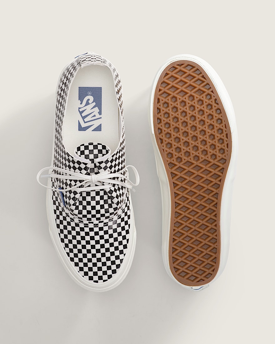 Premium Authentic Ease Checkerboard Shoe VANS Checkerboard Black  White ALT2