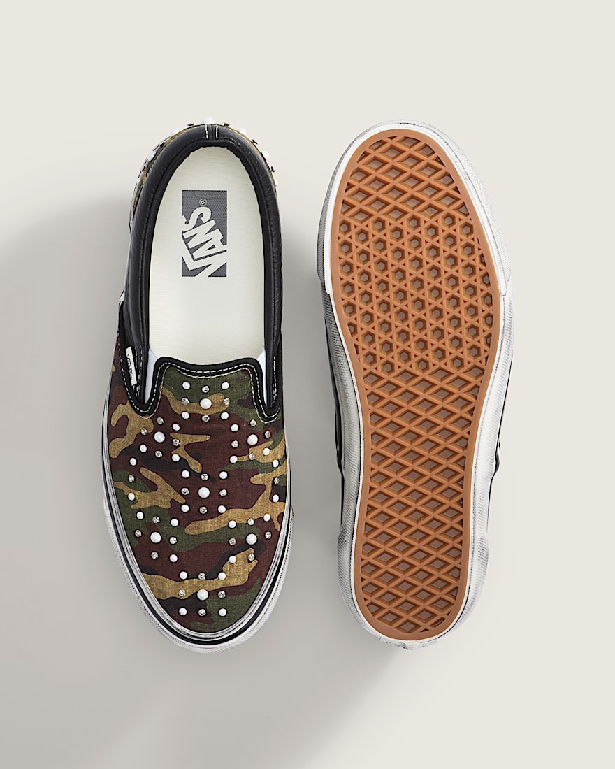 Premium Classic SlipOn Shoe VANS Camo Black ALT2