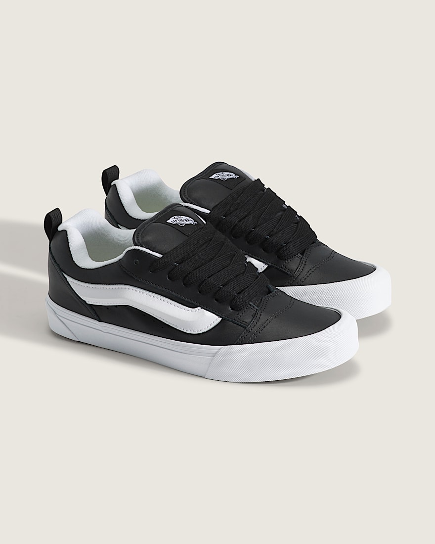 Knu Skool Shoe VANS Black  True White ALT1