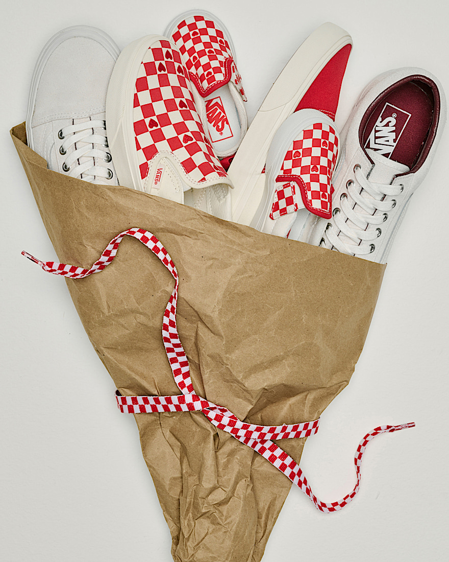 Classic SlipOn Checkerboard Shoe VANS Checkerboard Racing Red ALT6