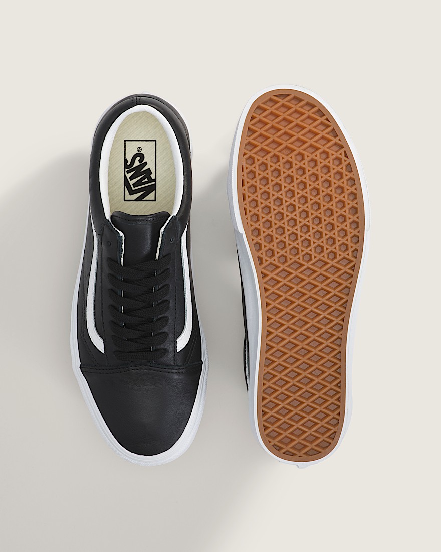 Old Skool Shoe VANS Black  True White ALT2