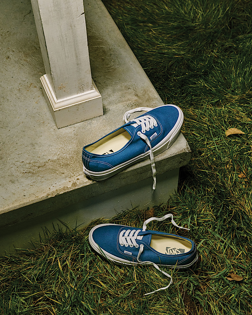 Premium Authentic Shoe VANS Navy Blue ALT5