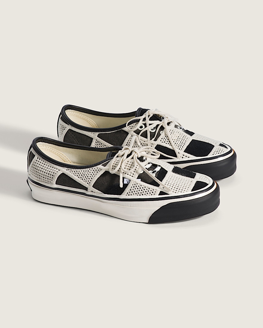 Premium Authentic Checkerboard Shoe VANS Checkerboard Black  Egret White ALT1