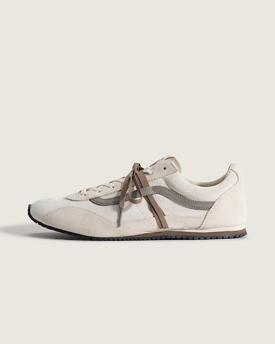 Premium Super Lowpro Trainer VANS Elevated Suede Cream HERO