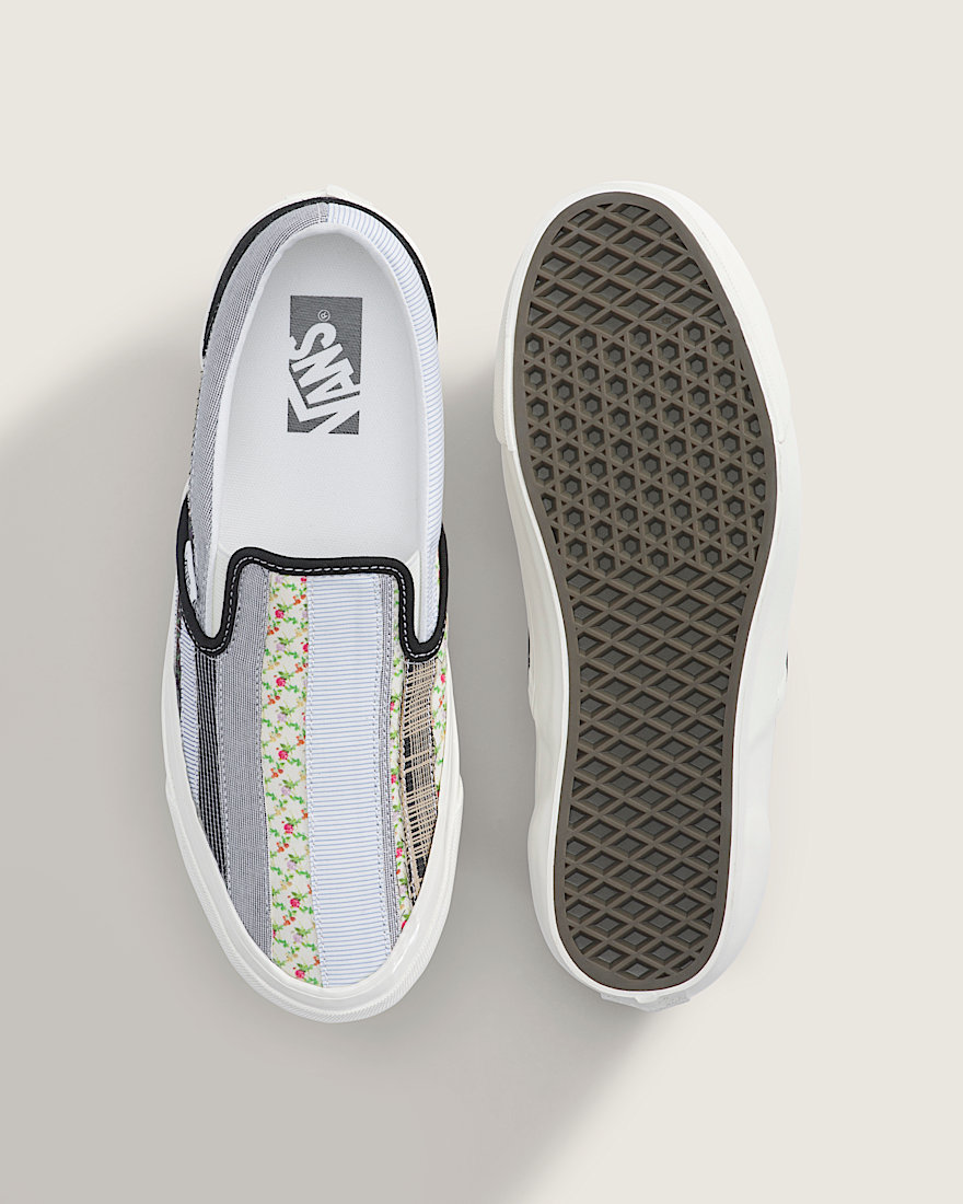 Premium Classic SlipOn Shoe VANS Blue Black ALT2