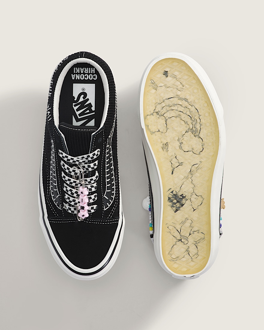 Premium Old Skool Shoe VANS Black  Marshmallow White ALT2