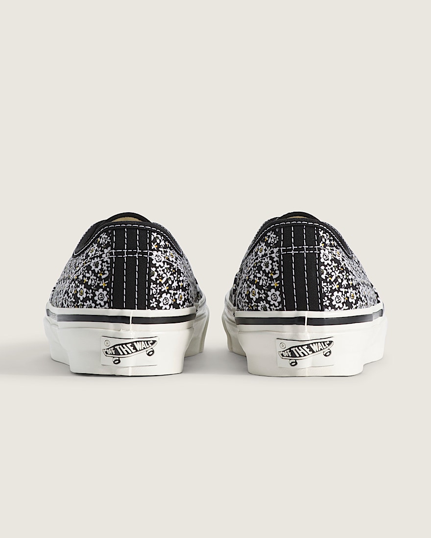 Premium Authentic Shoe VANS Black  White Black ALT3