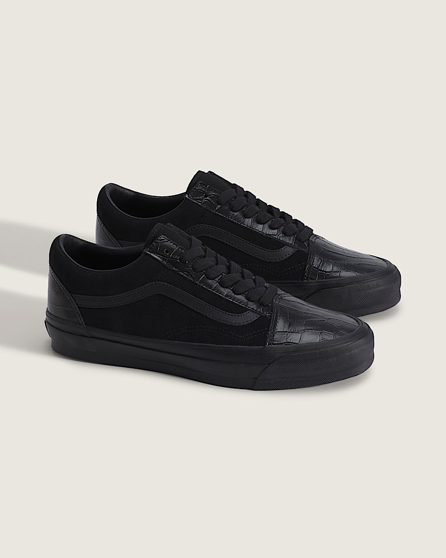 Premium Old Skool Shoe VANS Black ALT1
