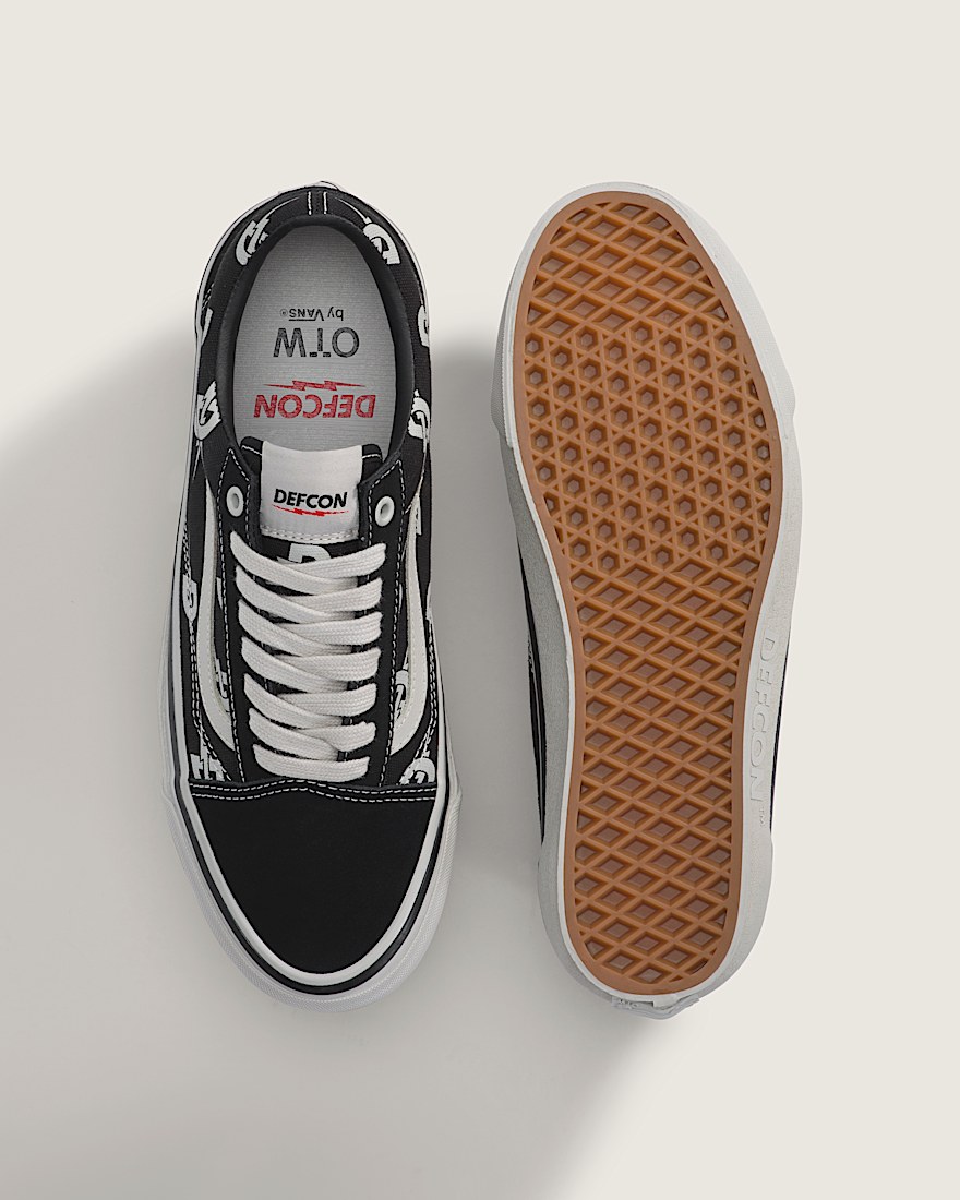 OTW by Vans x DEFCON Old Skool VANS Defcon Skate Block Black ALT2