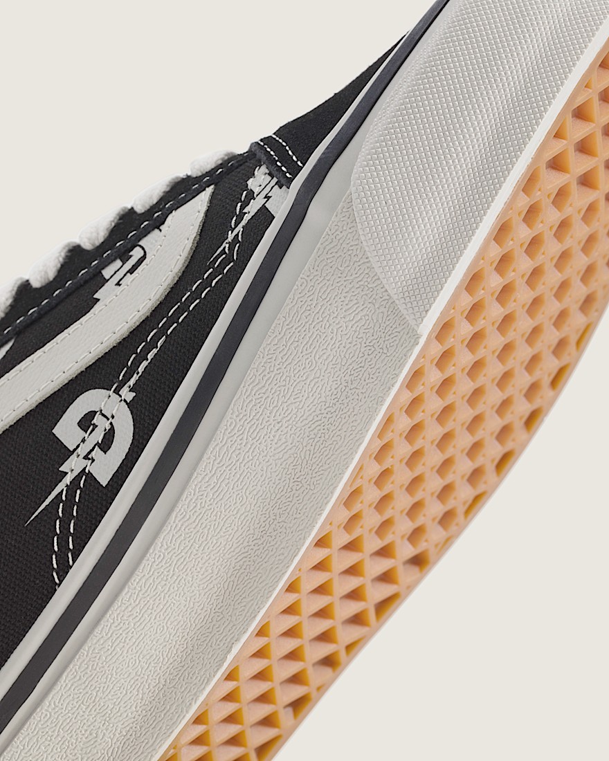 OTW by Vans x DEFCON Old Skool VANS Defcon Skate Block Black ALT5