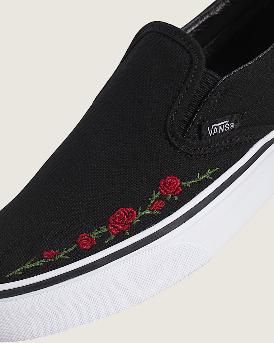 Classic SlipOn Shoe VANS Black  Red ALT4