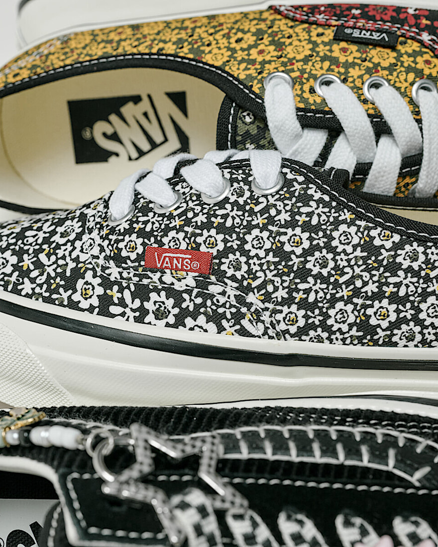 Premium Authentic Shoe VANS Black  White Black ALT6