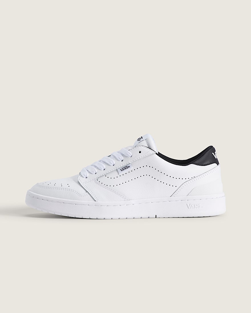 Court Low Shoe VANS Leather True White Black HERO