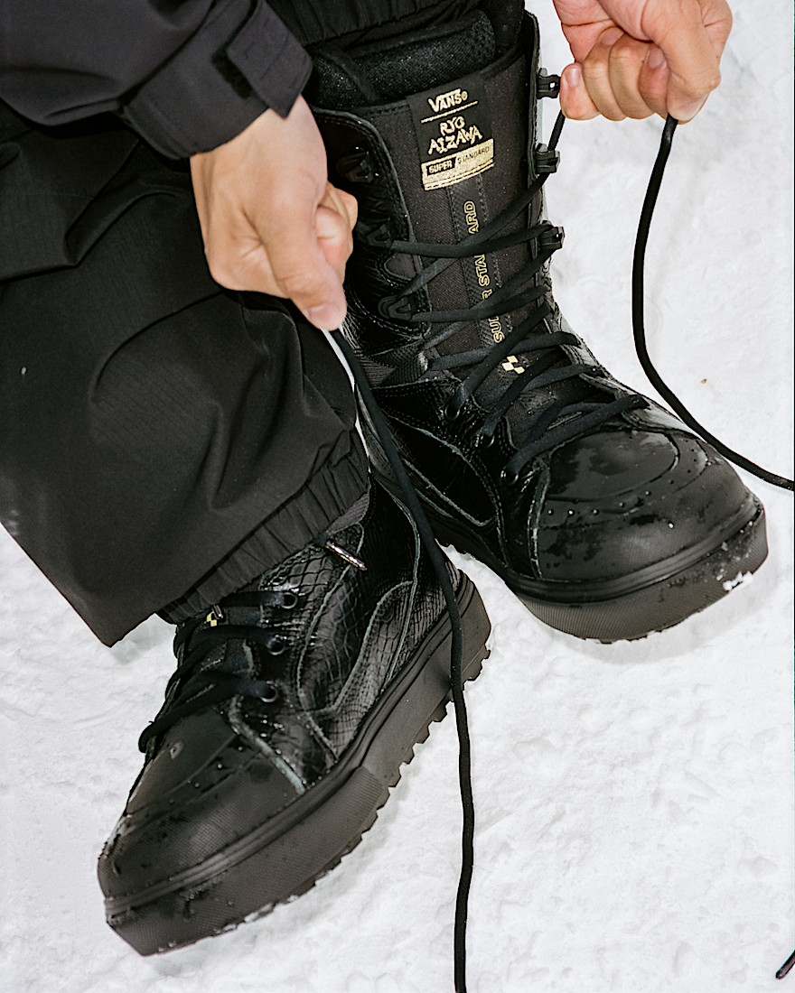 Super Standard Snowboard Boot VANS Ryo Aizawa Black  Snake ALT9