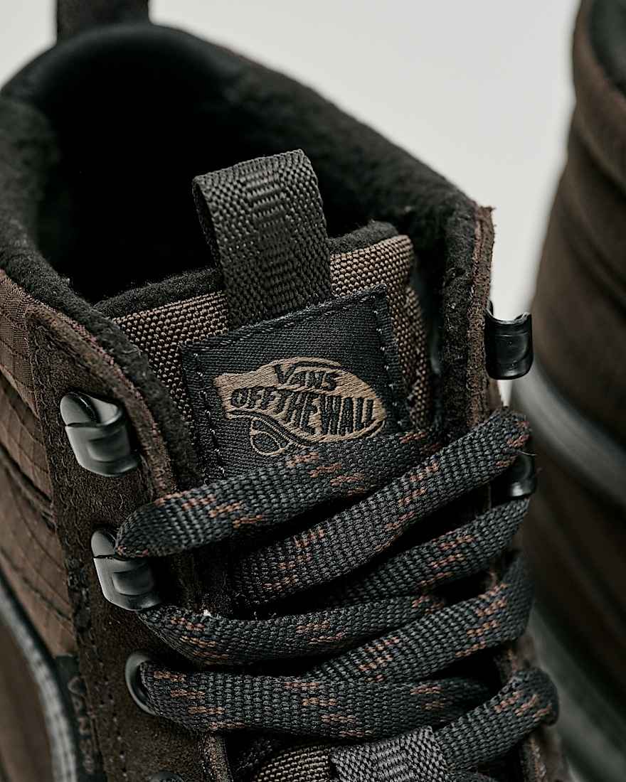 Sk8Hi Waterproof Insulated Shoe VANS Demitasse Brown ALT9