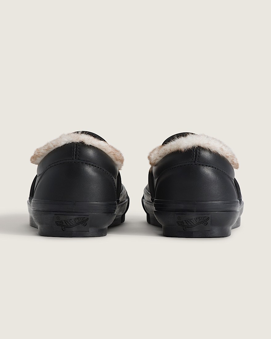Premium Classic SlipOn Shoe VANS Black ALT3
