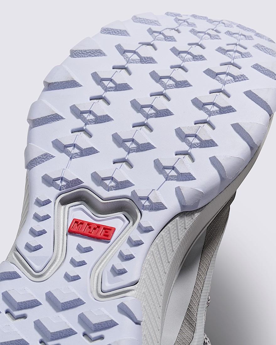 Crosspath Mid Shoe