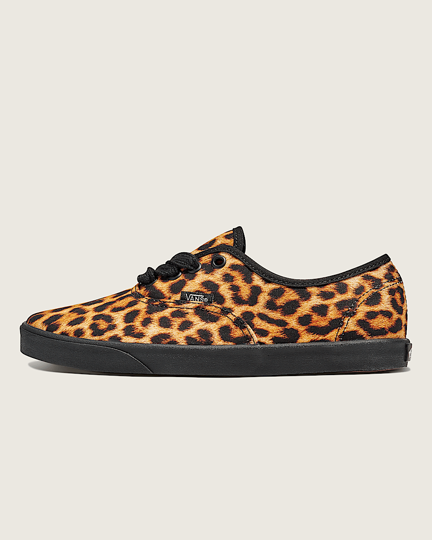 国内配送 VANS SPORT LOW LEOPARD BLACK Authentic Lowpro Leopard Shoe in Brown / Black | Vans