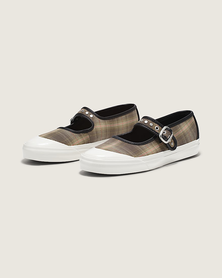 Premium Mary Jane Lowpro Shoe