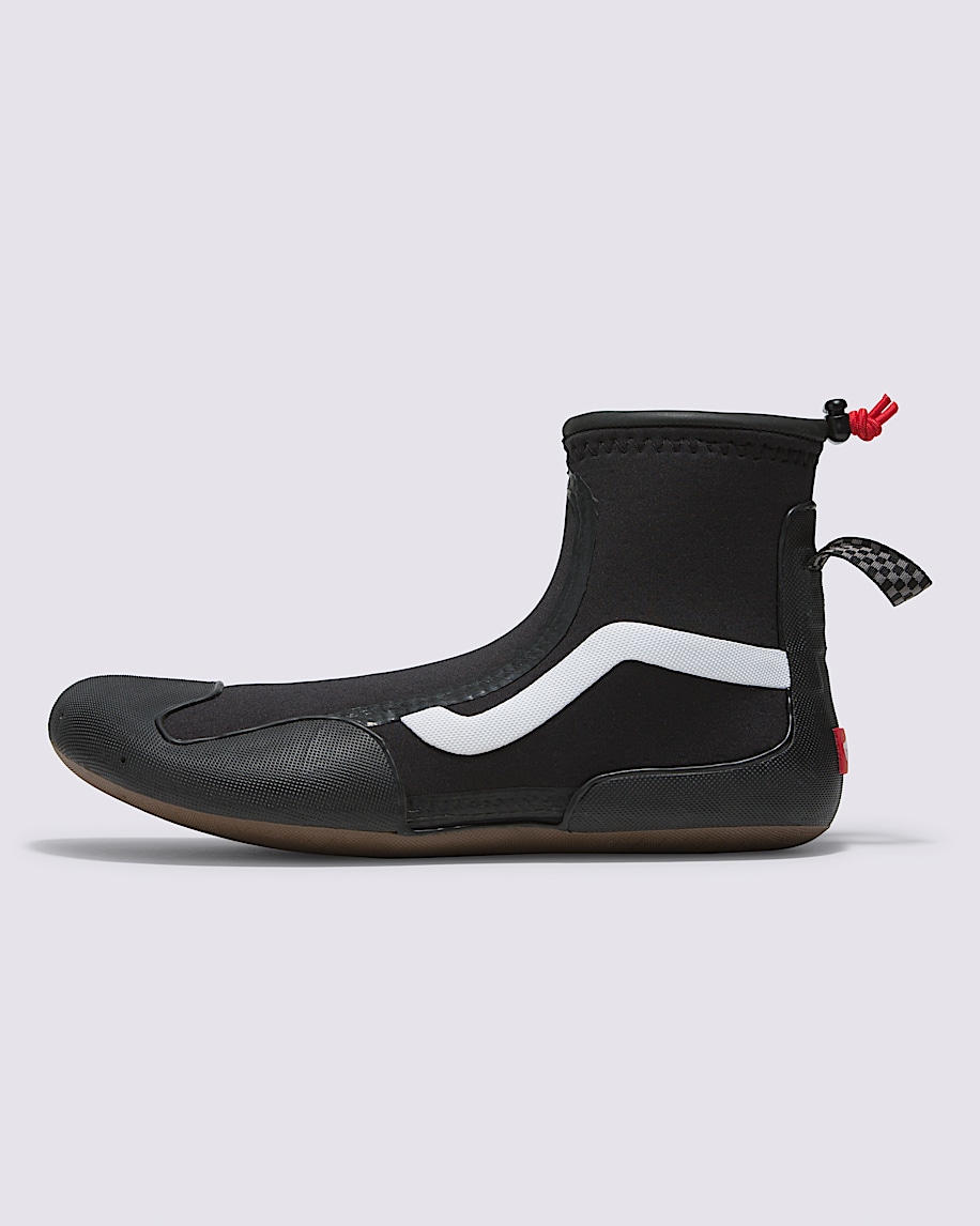 Surf Boot 2 Mid in Black | Vans